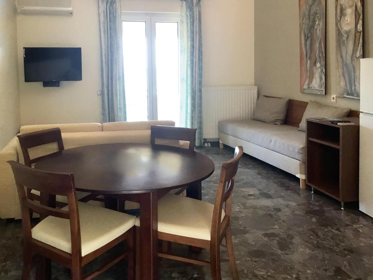 Apartment Platakia Blu *