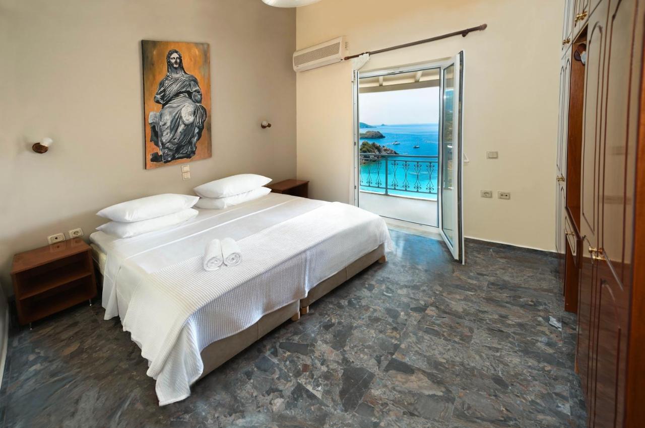 Apartment Platakia Blu