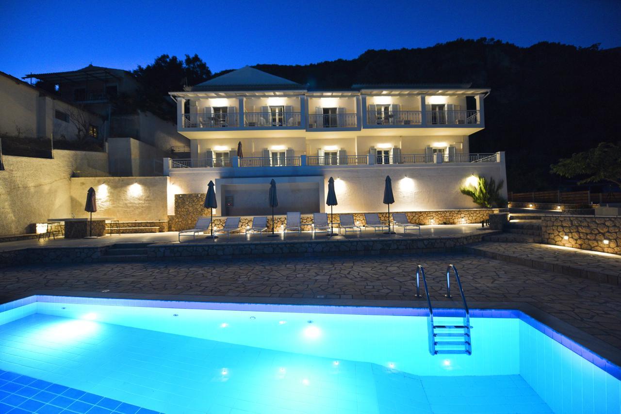 Platakia Blu Daire